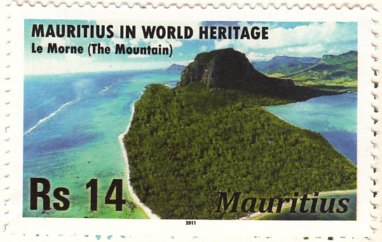 Le Morne seglade in på UNESCOs världsarvslista 2008. Som en viktig symbol för slavarnas frihetskamp.